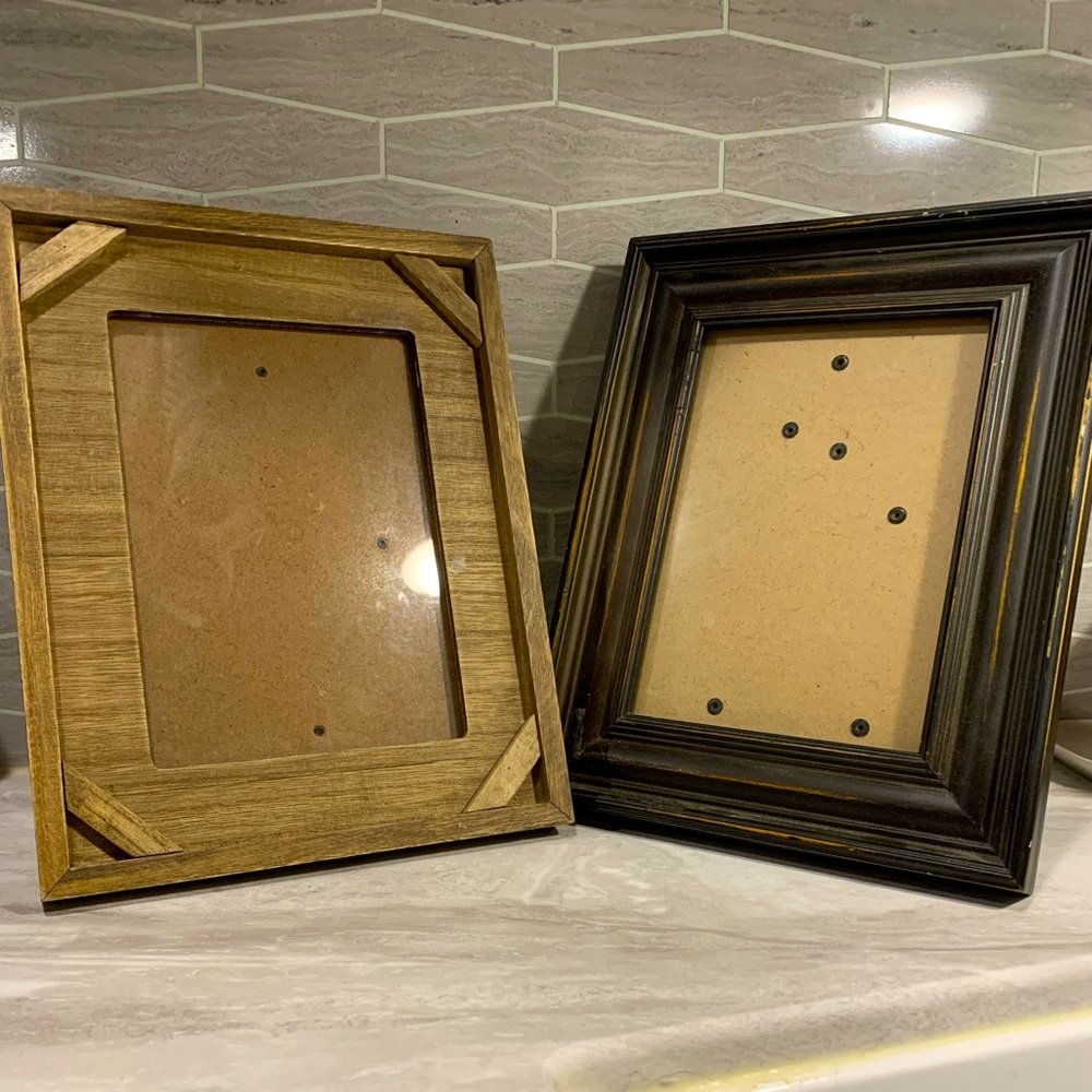 2 rustic 5x7 picture frames